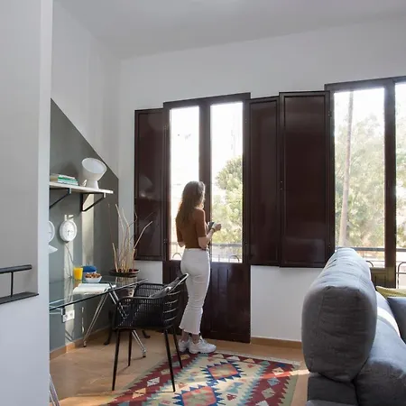 Singularstays Marina